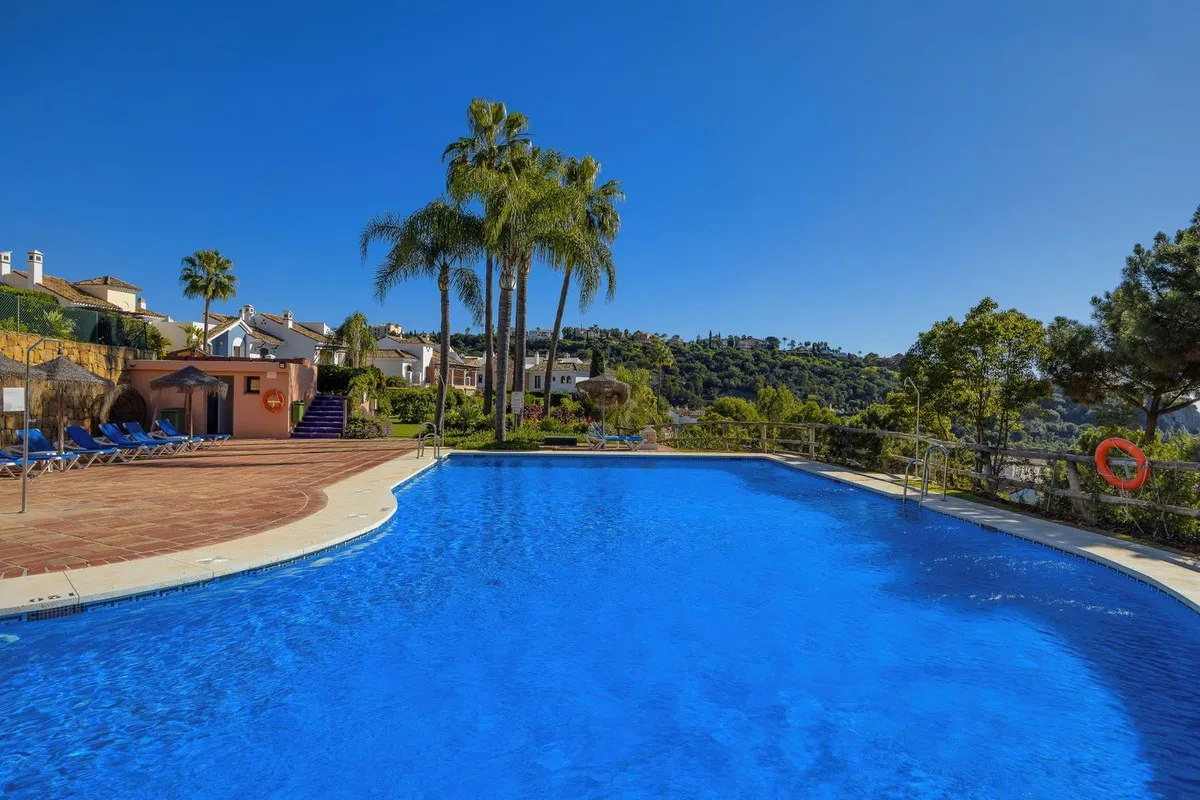 4791f5a9-a5d4-485b-9755-332170ba88b0