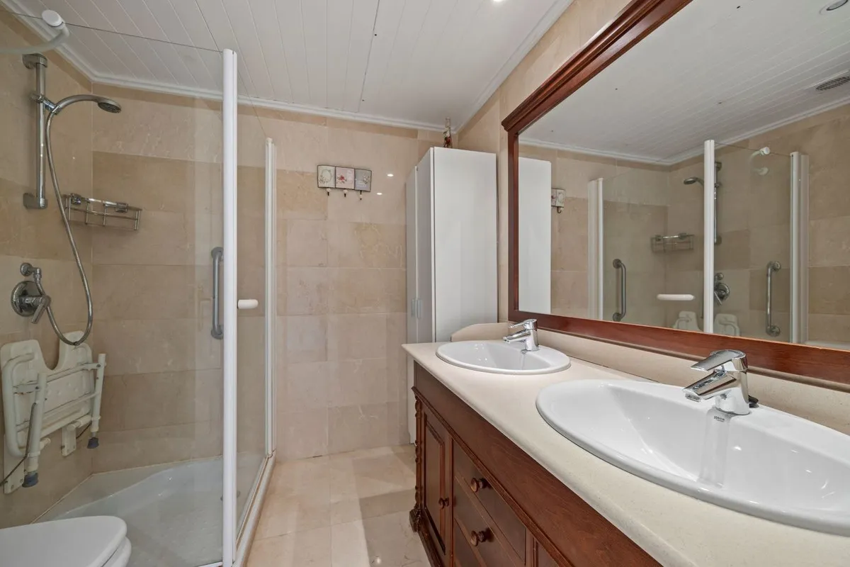 4e5f0ada-358c-46fe-bd9d-45973746cea3