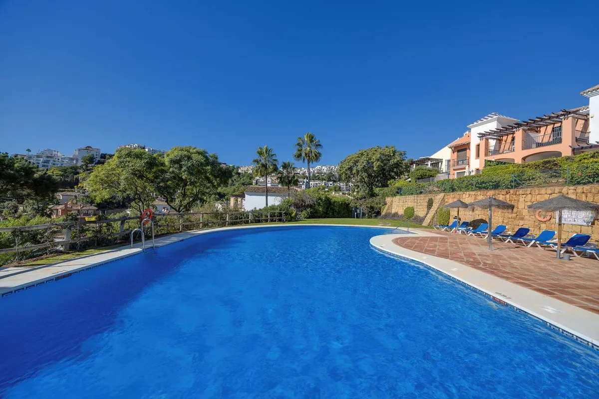 90dff723-4e54-4c2f-9054-08cc1734ccea