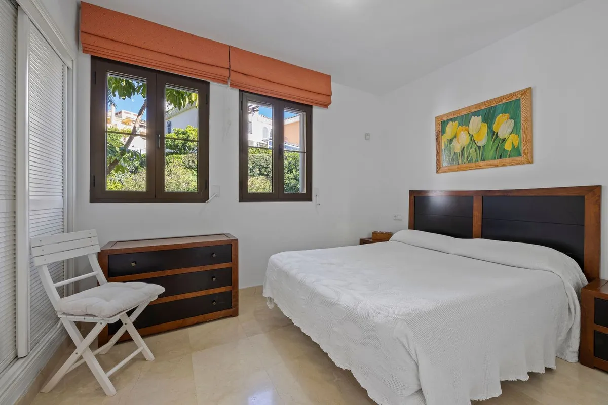 eafacbae-8d26-4a1d-b5ec-b28f312a3e2b