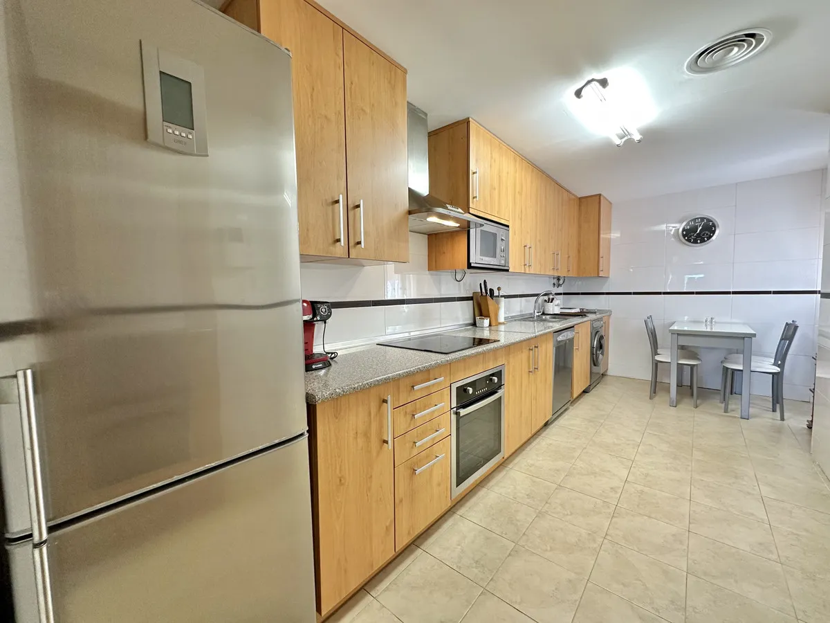 0fde051b-10e3-4446-af14-74578c6b4200