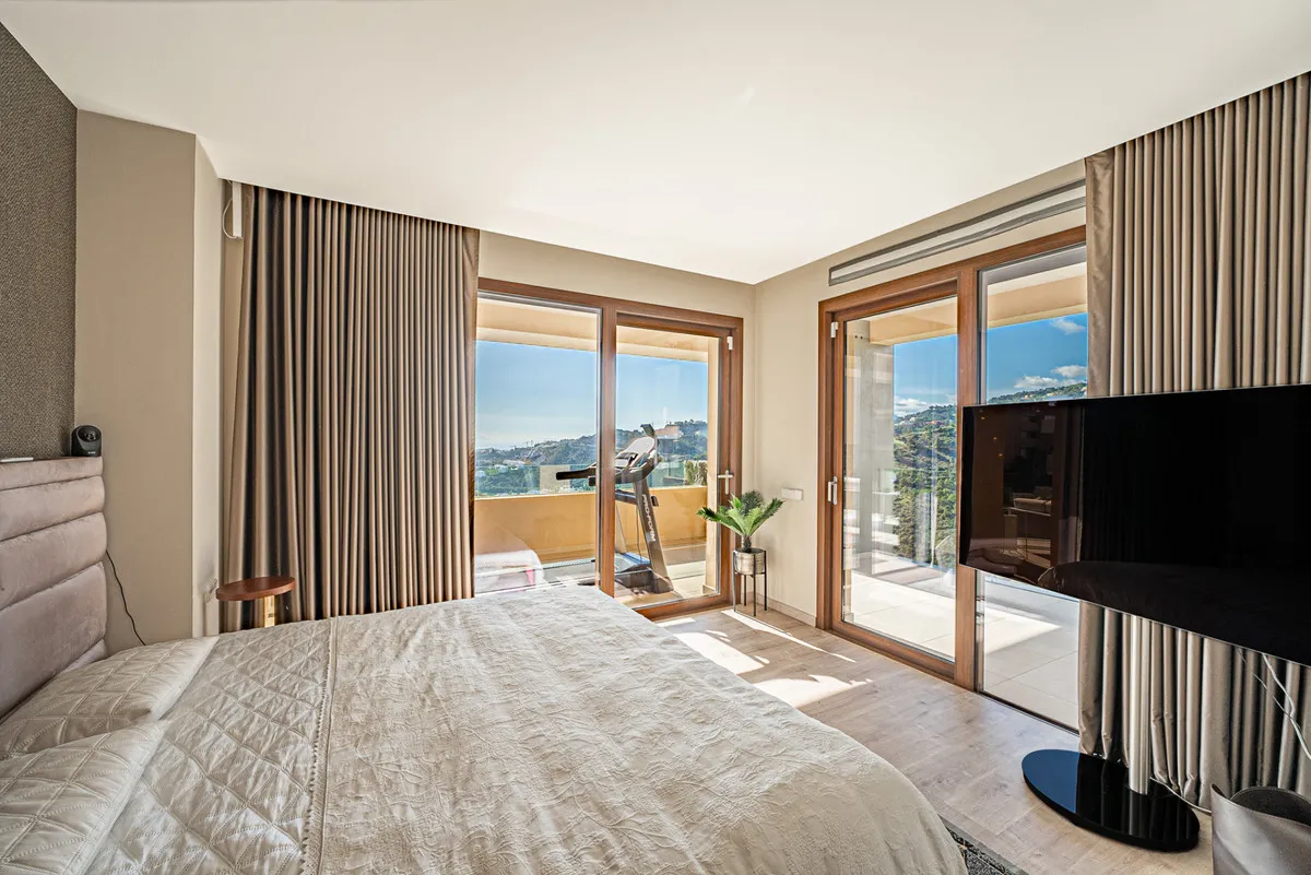 136f06bb-5729-464d-a702-0310d26f7de7