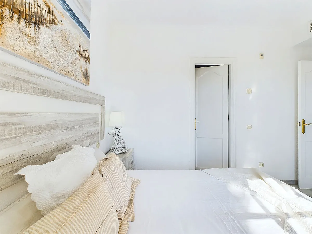 02224b8e-011c-42ce-a283-67c1d9e17bf8