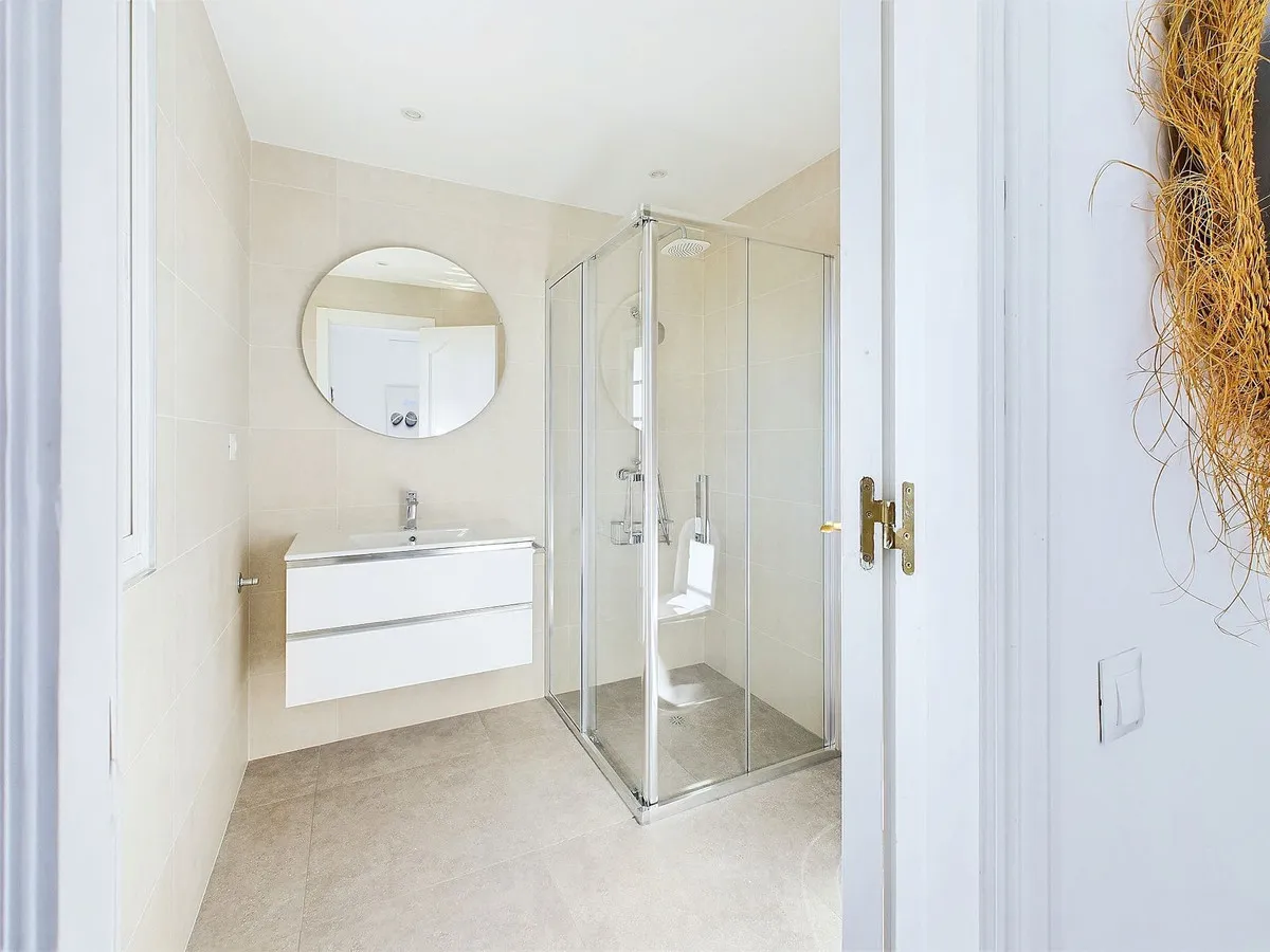 0d681e89-fc35-4d8b-a7ff-d9d89be15eb0