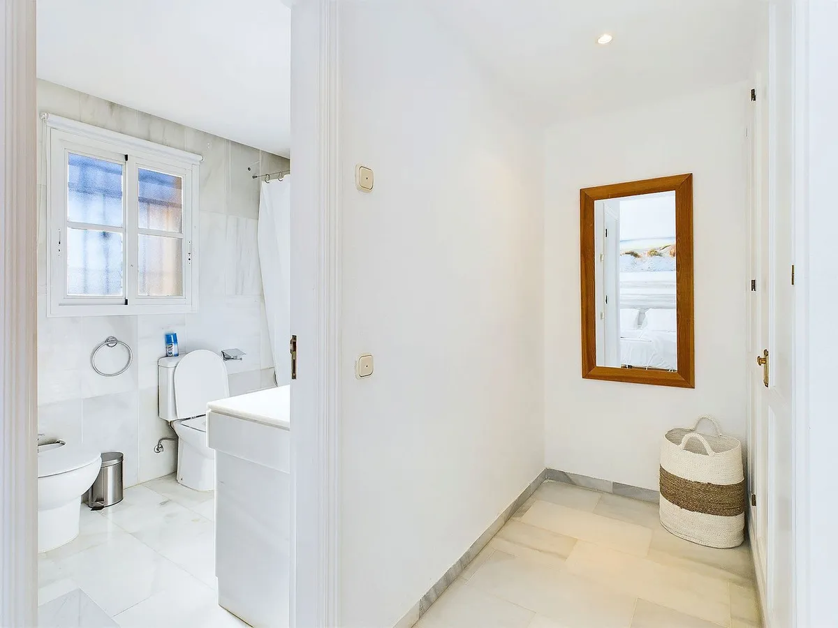 3efbcbe6-e67b-49bd-bc4b-6ebc4852638b