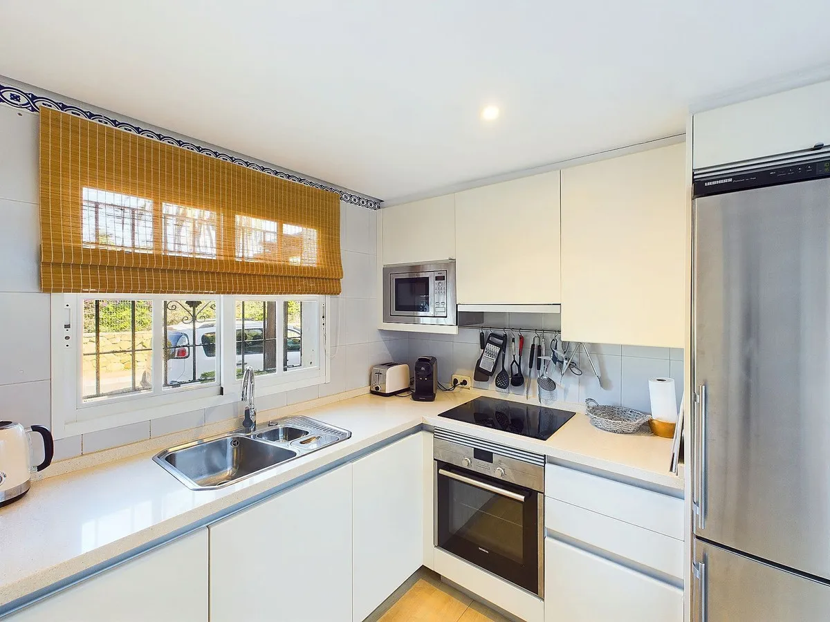 54aa1db0-8053-4655-af7b-48e88989c746