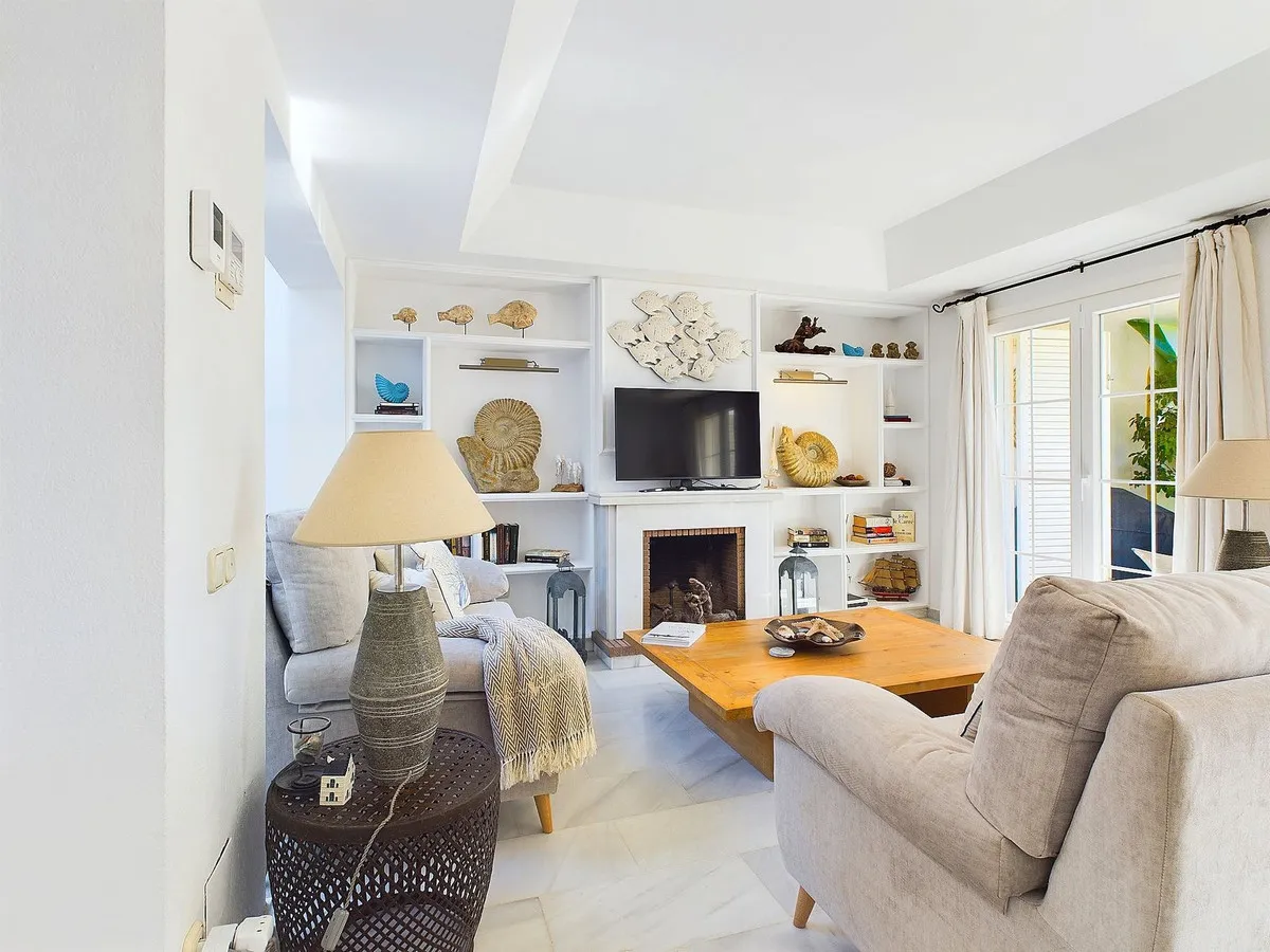 6e2b3835-d180-4196-91de-4142c90b2723