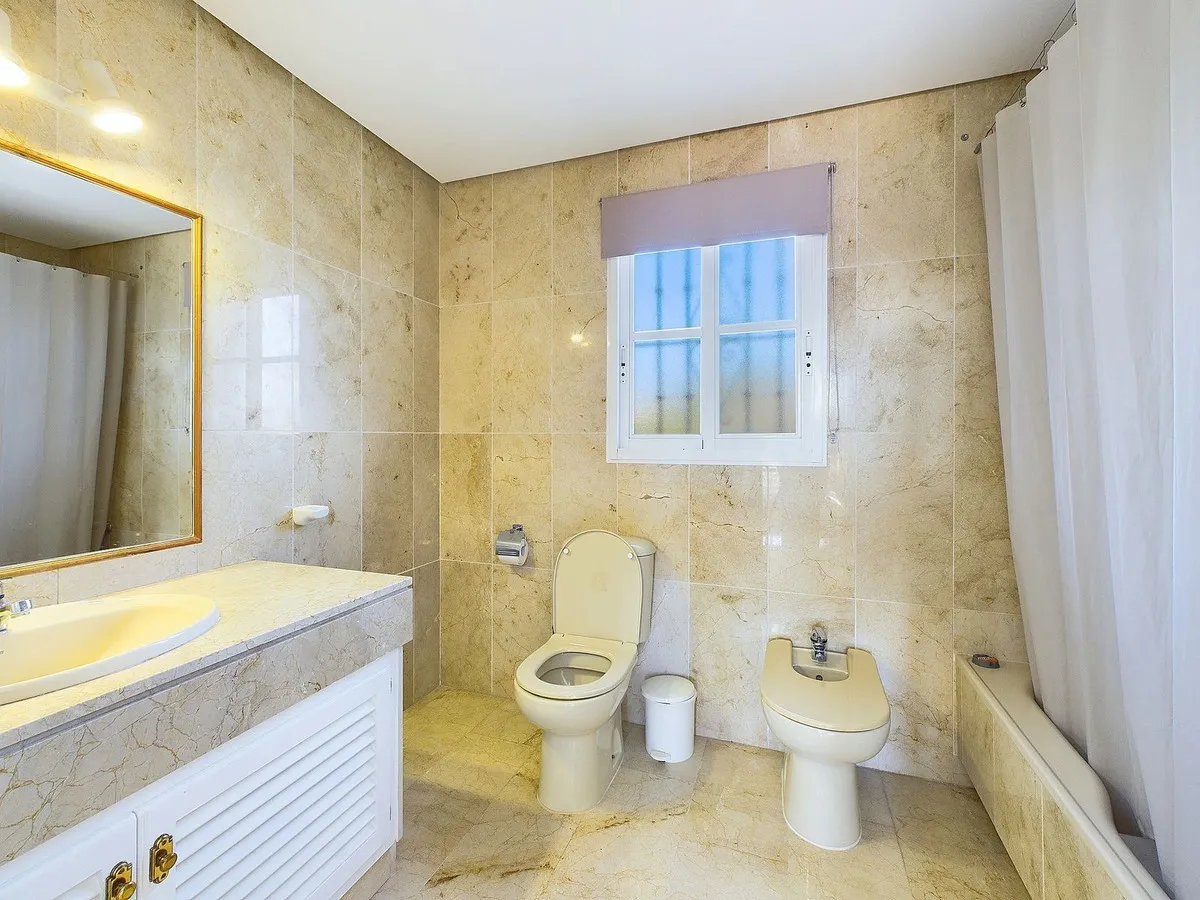 7203e6ef-9a5f-428c-86c2-908c7dc2b951