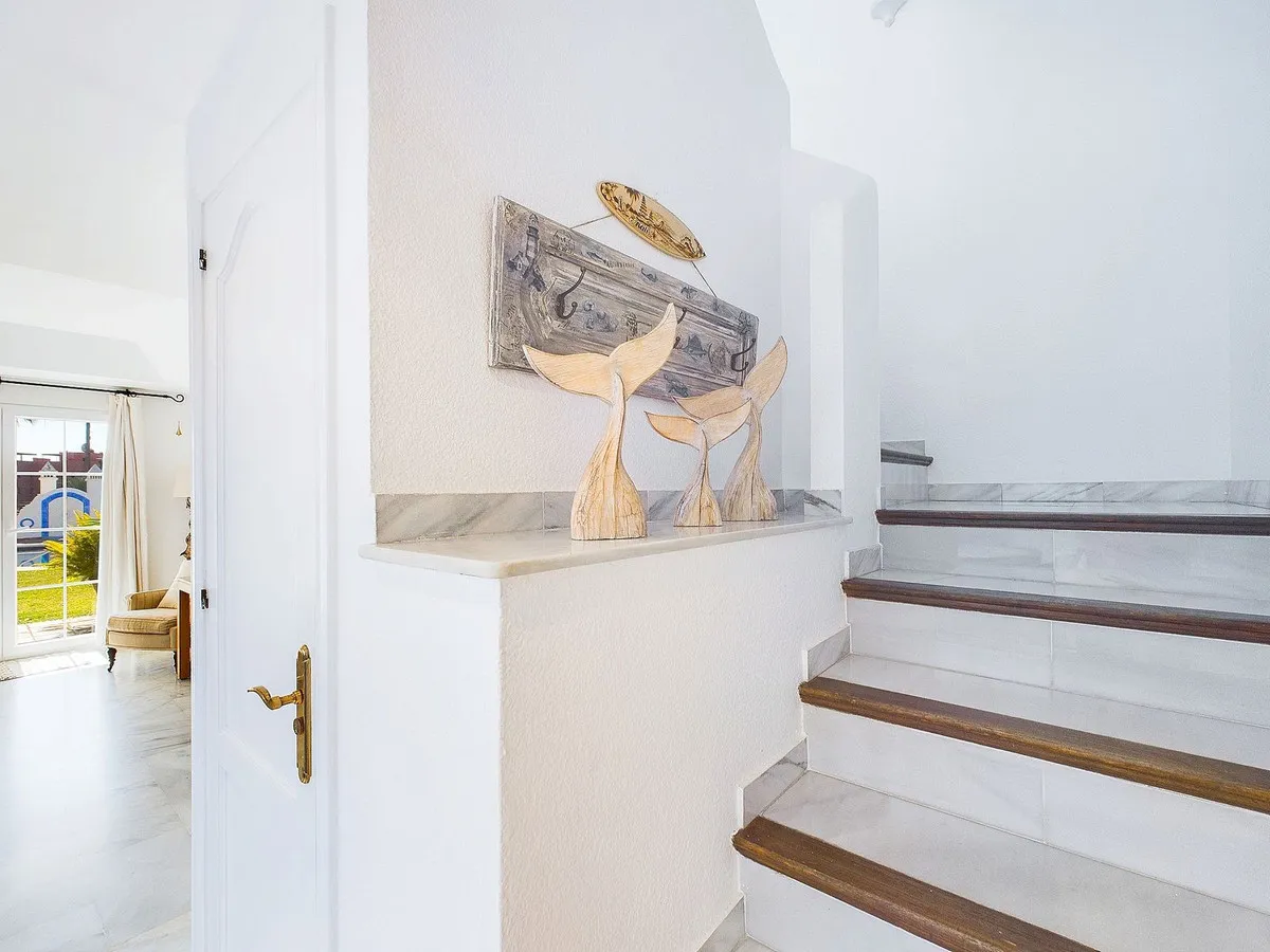 87bd54ab-2f79-4cab-9c3c-6e15f52d6691