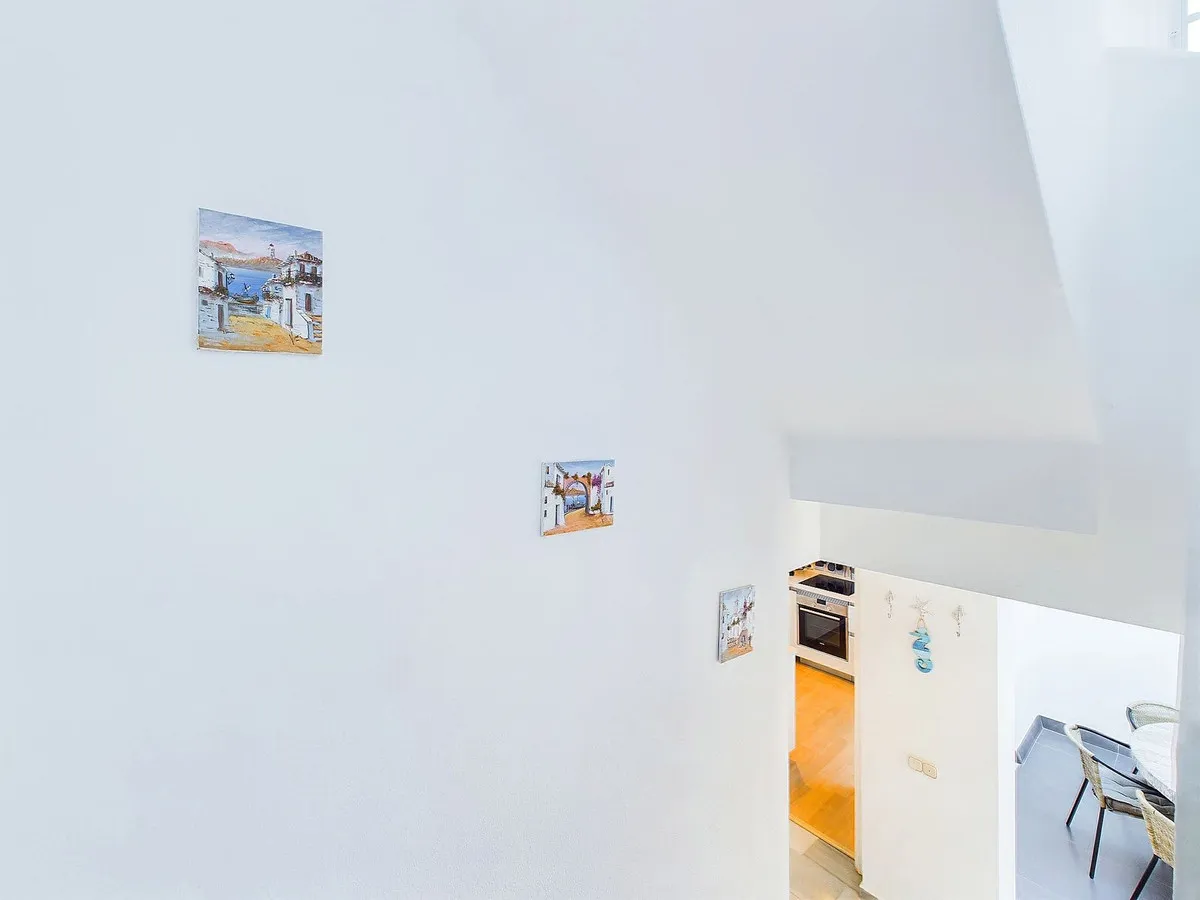 89f114c4-6f8d-4454-a8dd-ae70d67d8ce0