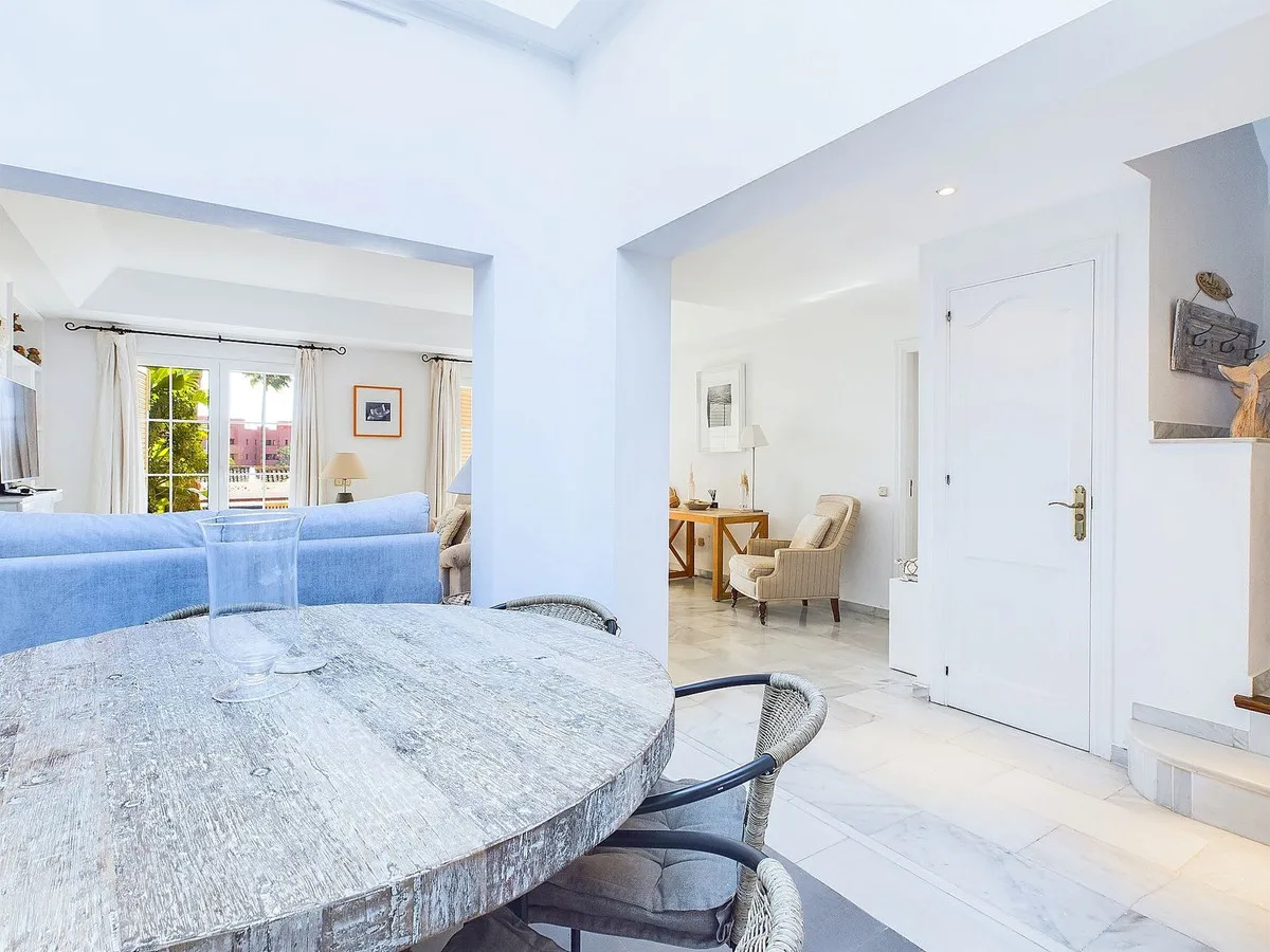 99d55d02-41d0-44d1-8f19-5c1643f45fcd