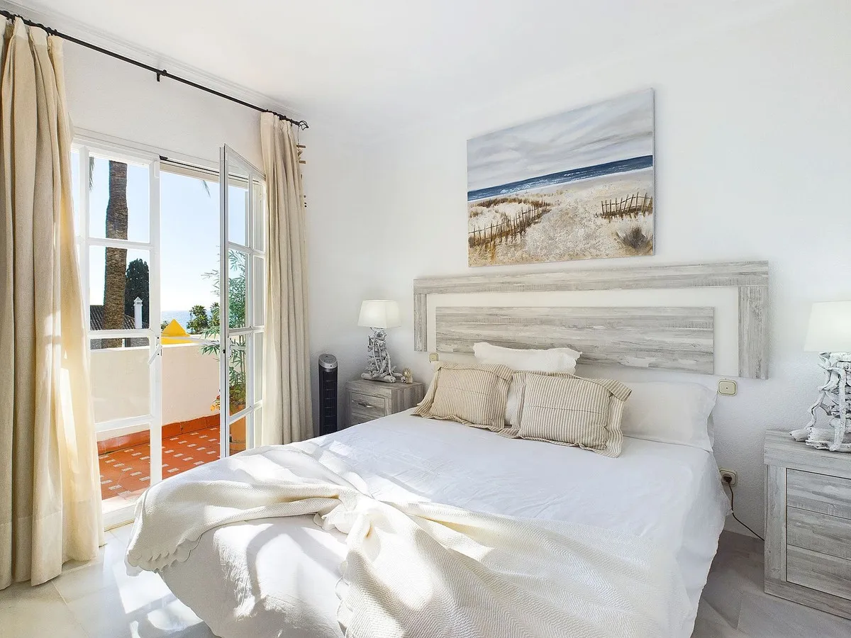 dc9bd2f3-3ad1-45ff-994f-6fbc3b295859