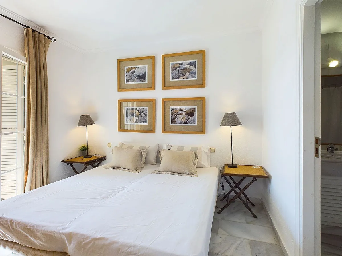 dde86940-4cf8-4a34-9197-5cfd1ed4b27f