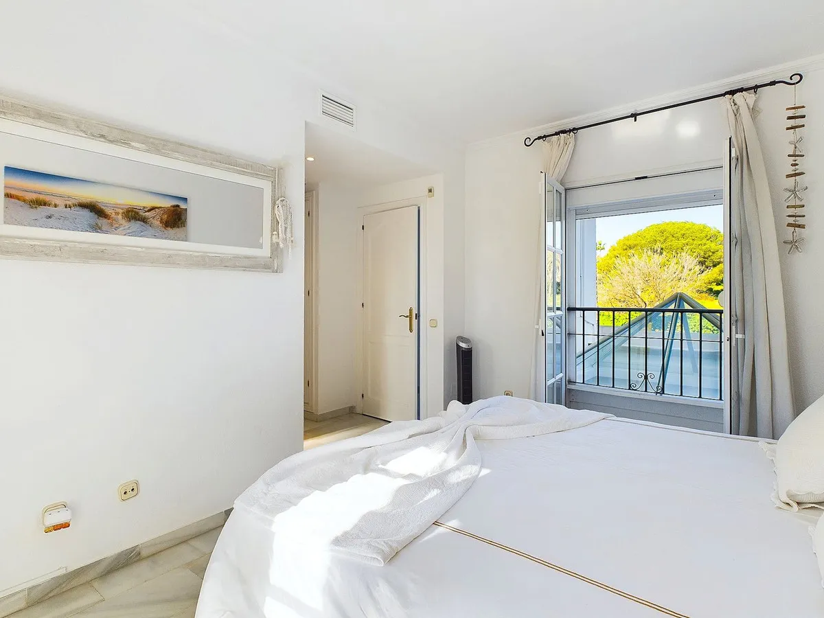 fa7aee16-0b45-4371-a372-3c6765a5fd03