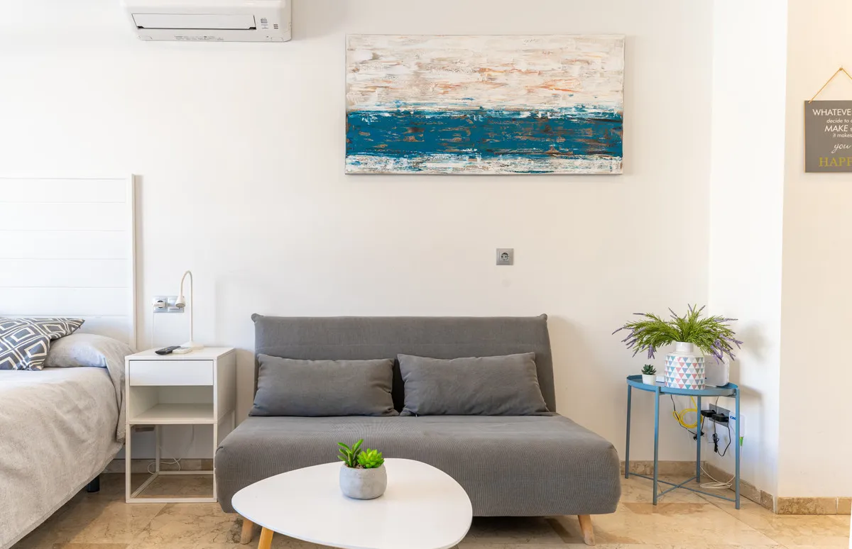 93a8ff4e-5c11-425f-b4eb-bff00320ce44