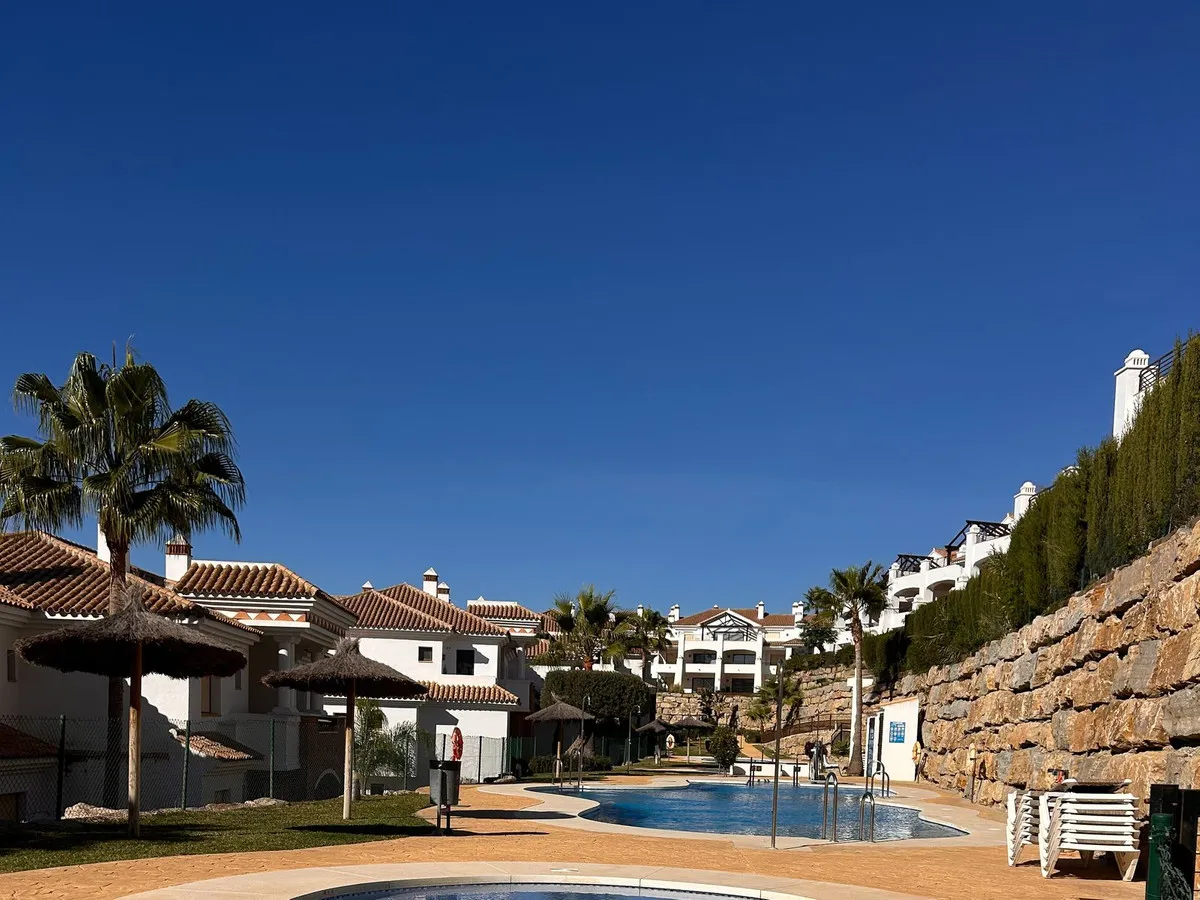 8ad858ca-2ea4-4ba1-9923-cbea884dc9fc