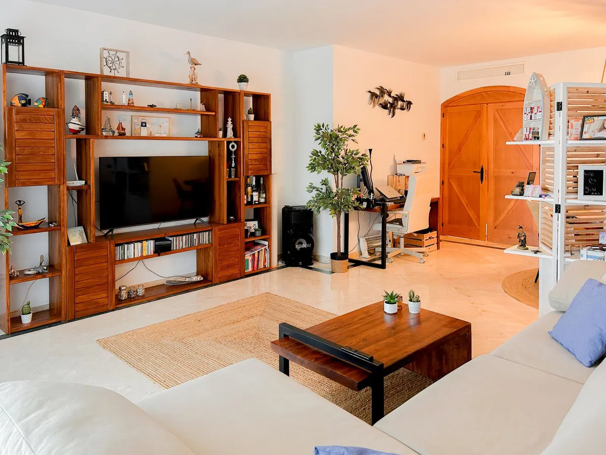 efbf05d7-838e-4c05-b3de-12c88bec2f28