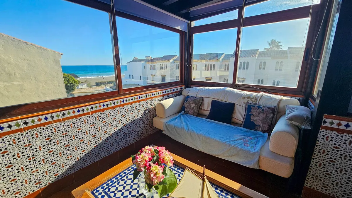 064541cb-ea28-49d3-a91c-68fe92b32fba