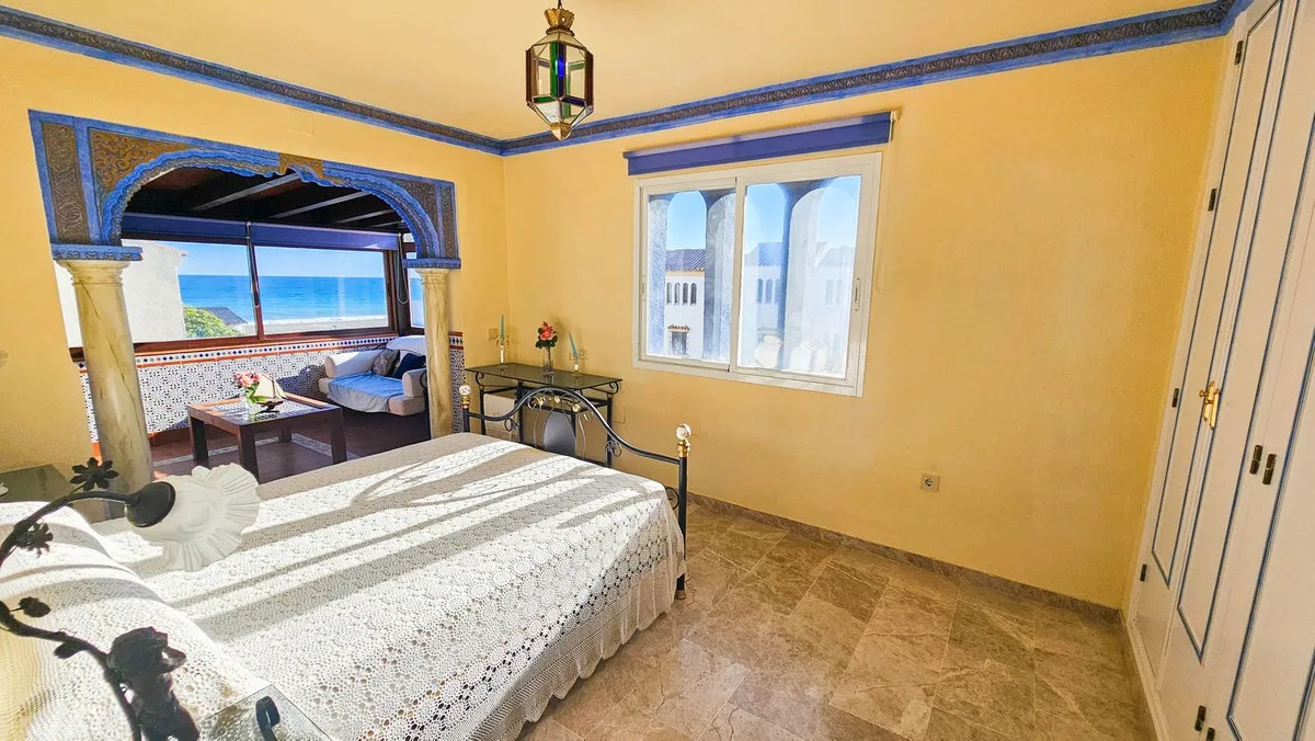 0d26af33-bfd1-4a97-83c5-66511da6e2e3