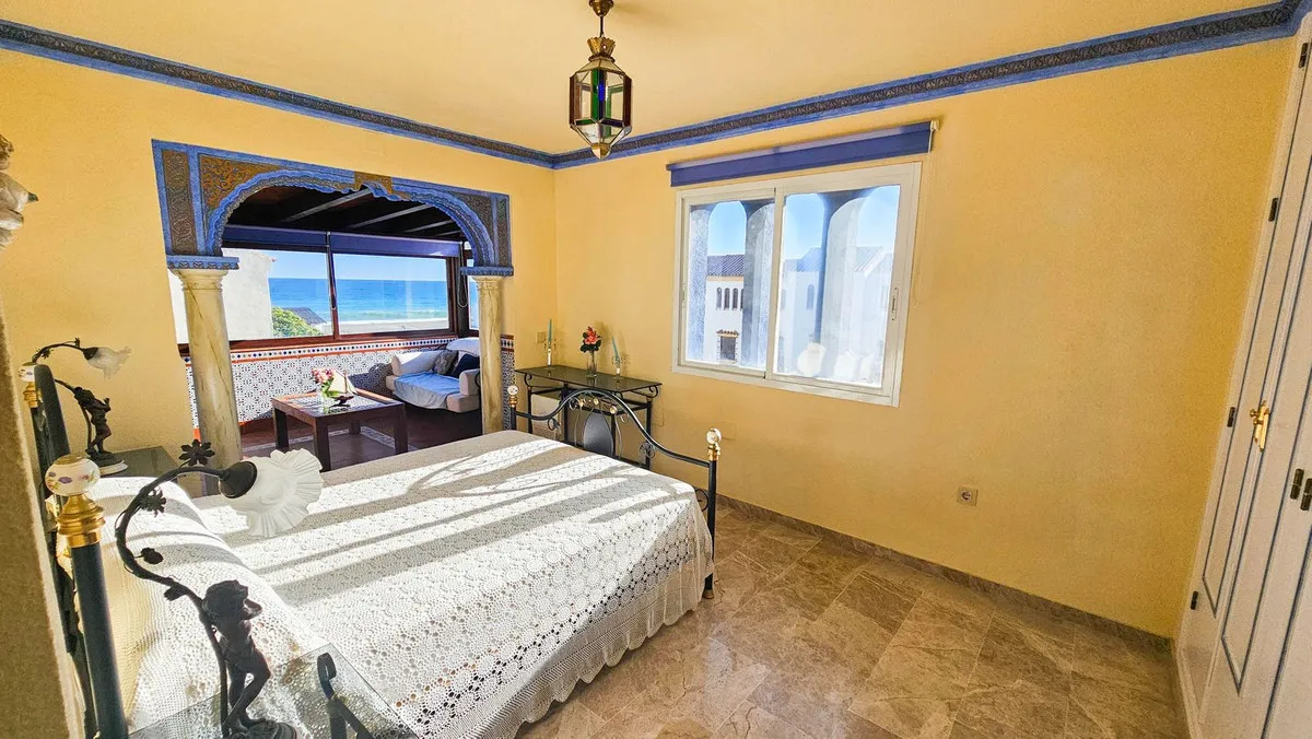 4ff46dd9-ed07-4b0f-9208-e4d6307d75f7