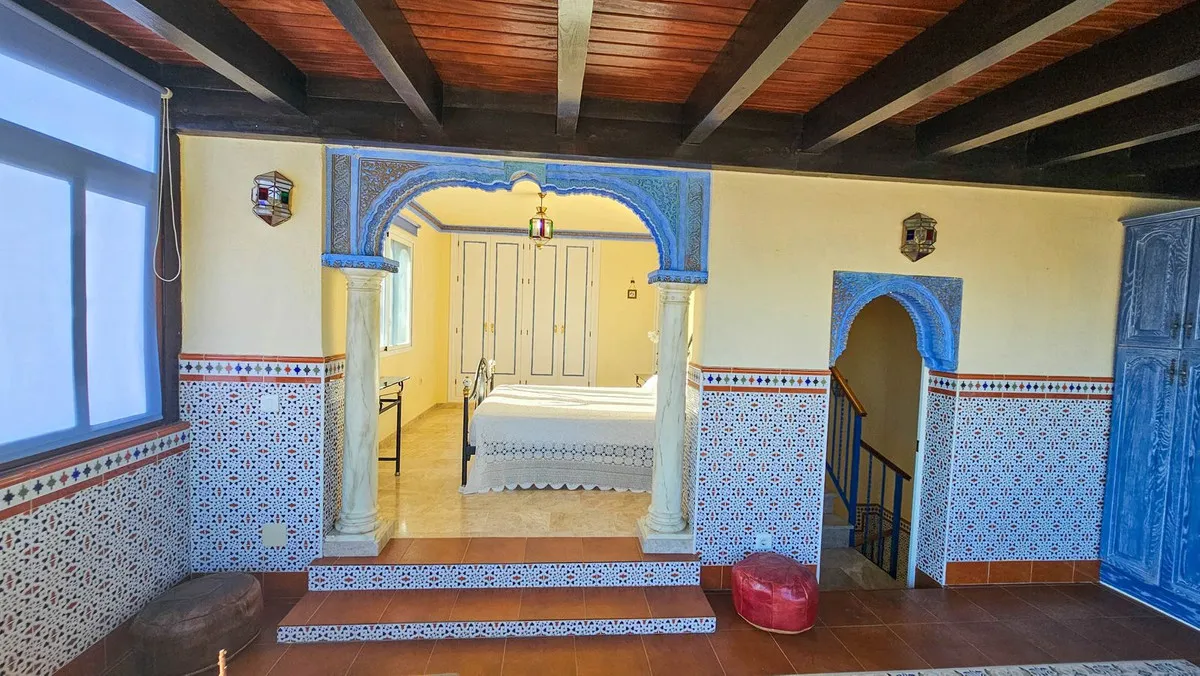 b2a37c46-3741-48cc-aea9-d1747bb11317