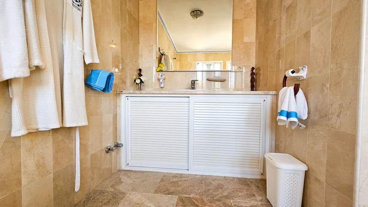 dea5cf45-008b-4f4b-8e94-a75d08c4477e