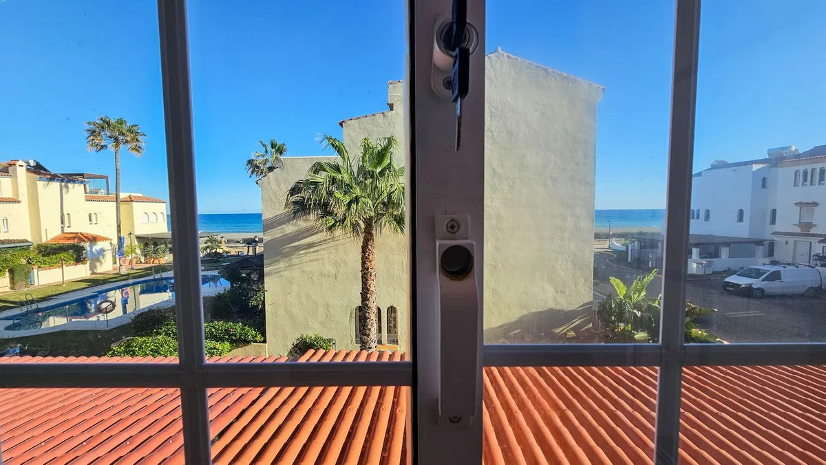 e7a22996-ef71-4f6a-9983-3a7bd808dc4e