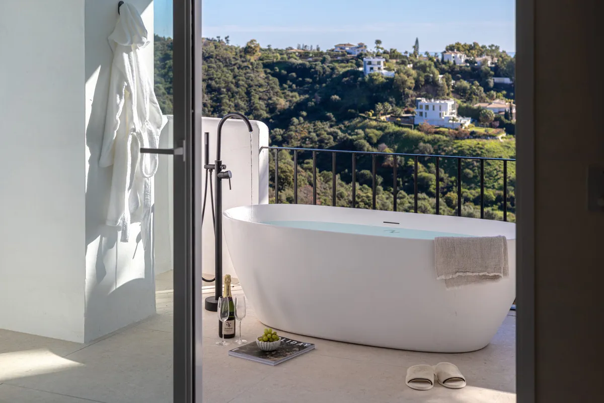 5e6ab567-708c-4987-9f63-e8e509166220