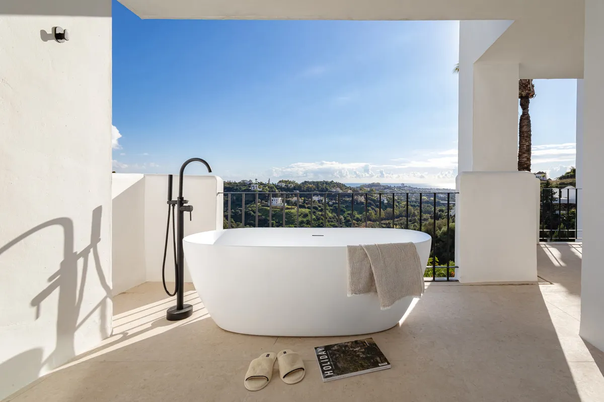 dc85937a-c337-4846-9b91-68a8ee405d8f