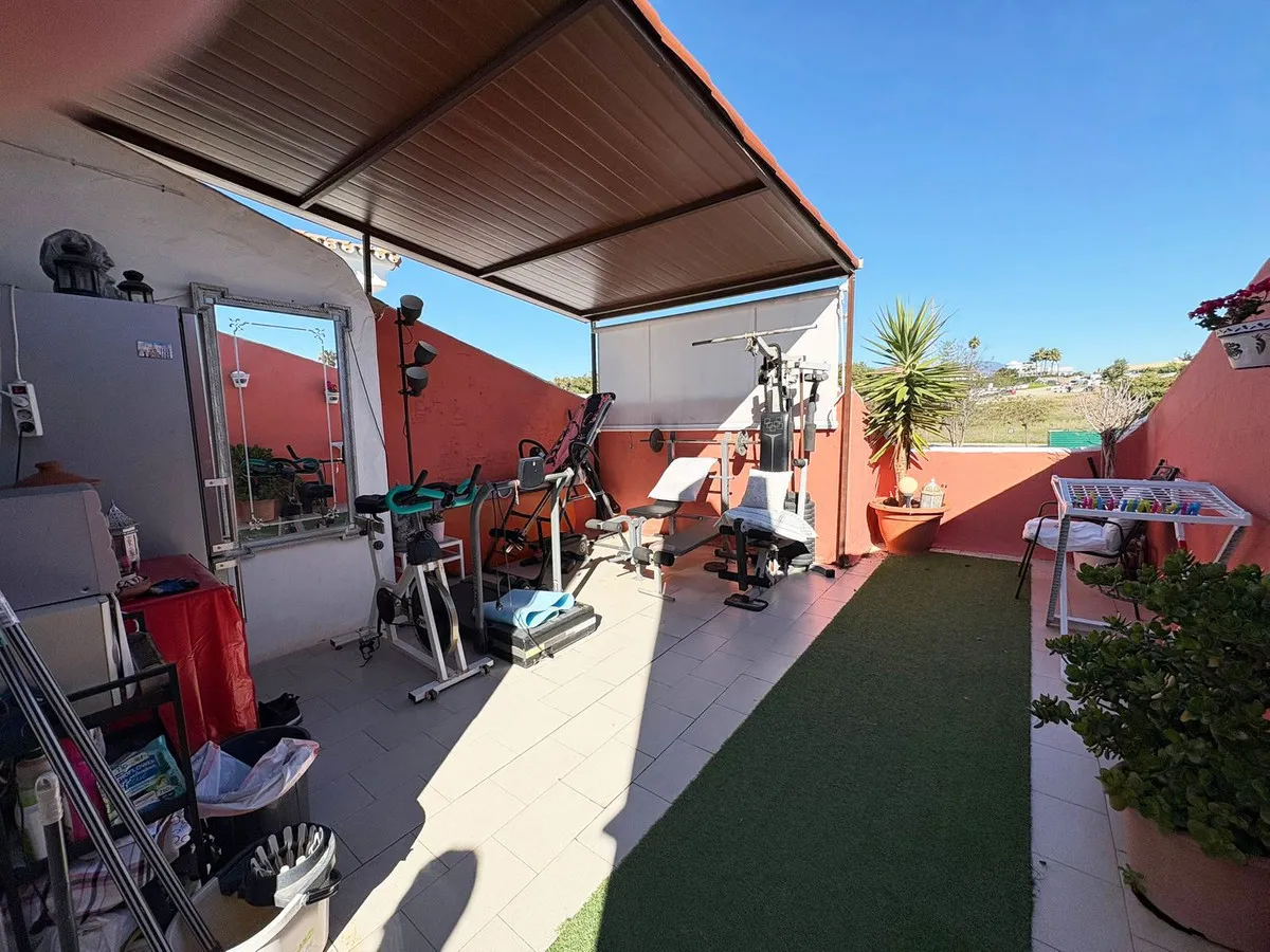 98f8c274-418d-4c9f-8ef4-9ae974ae147b