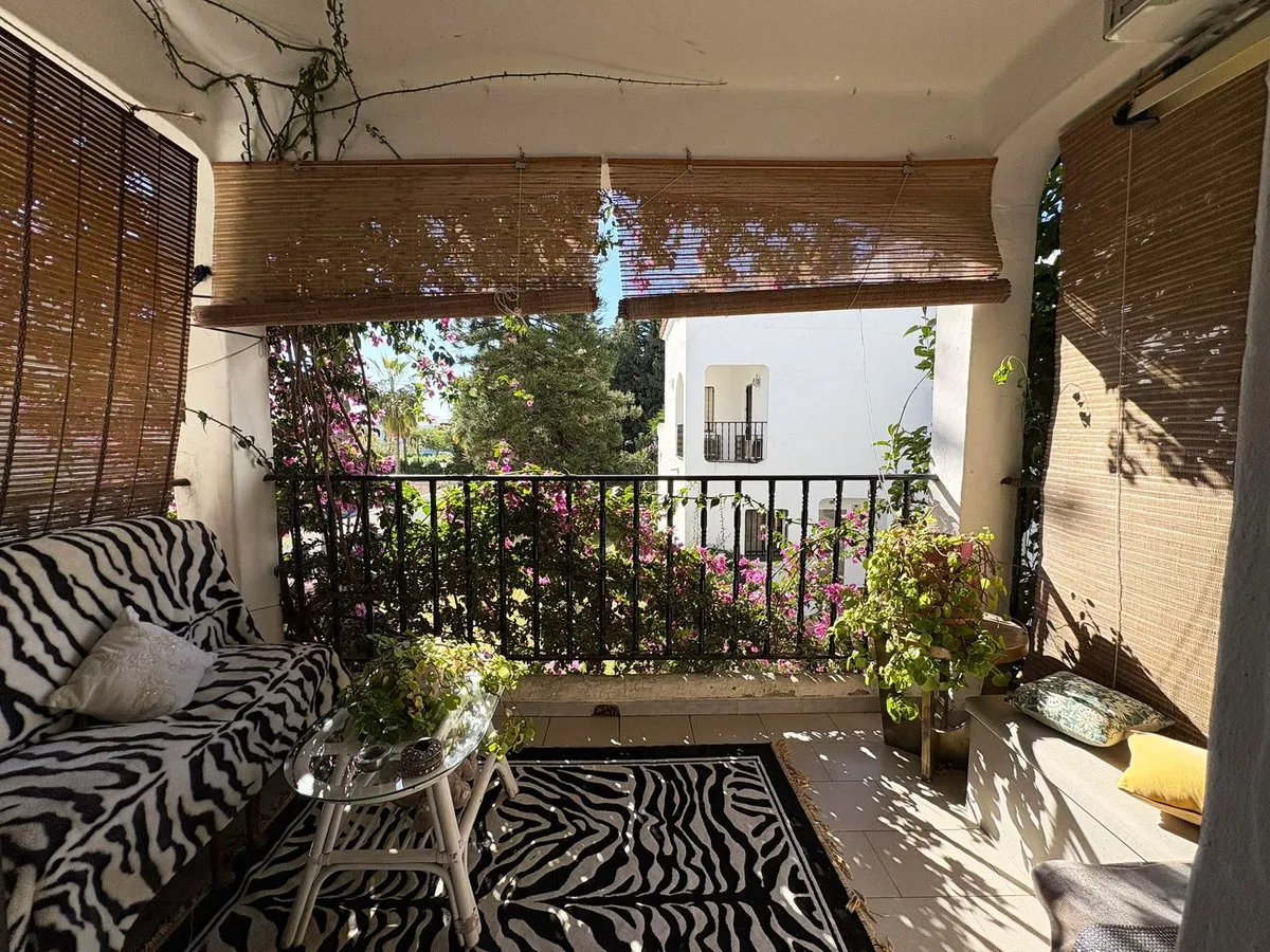 af1eaeea-7dc8-4624-8f23-ff428a095f8d