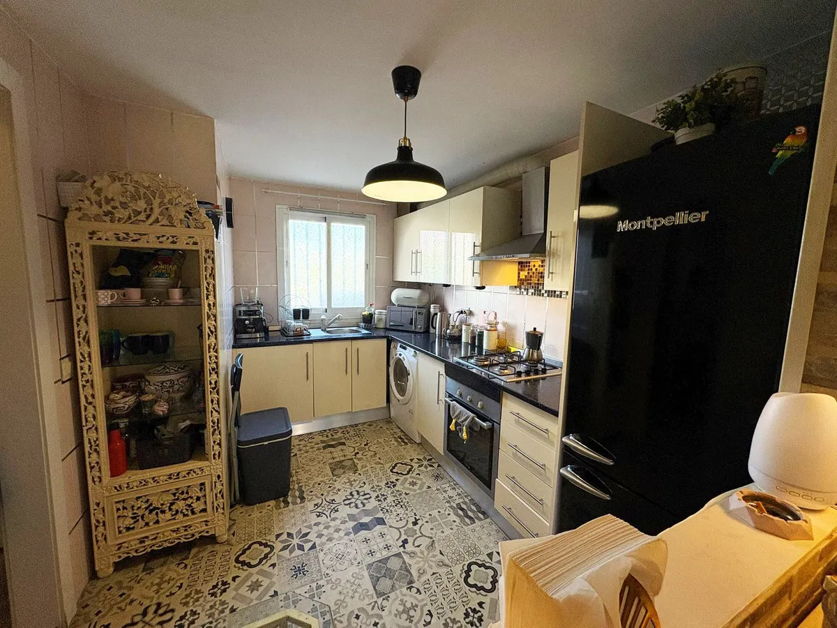 f99b06ff-12b0-4d06-89c3-ebbe7472c0a0