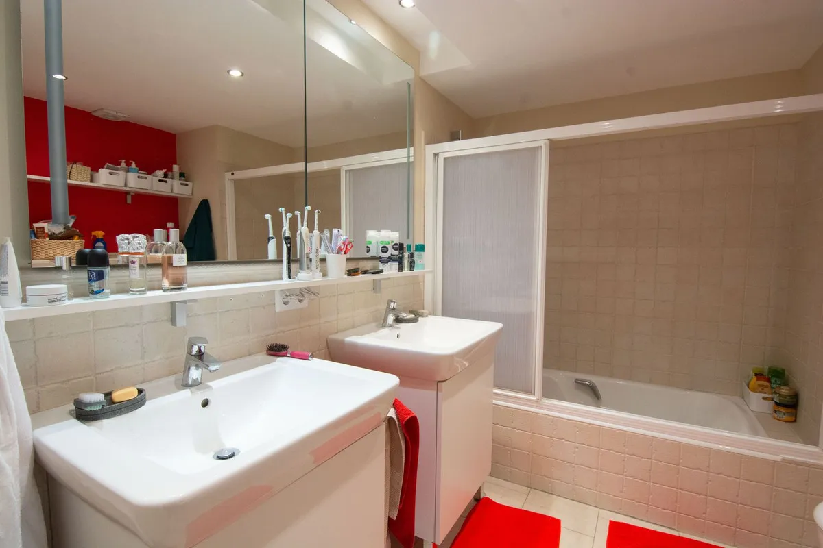 1ec0bb30-dd21-483f-8538-9b30d1fe4cec