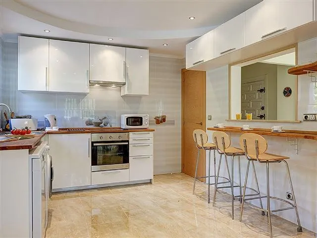 08bced74-c151-4c40-bdc5-60c1883f96a9