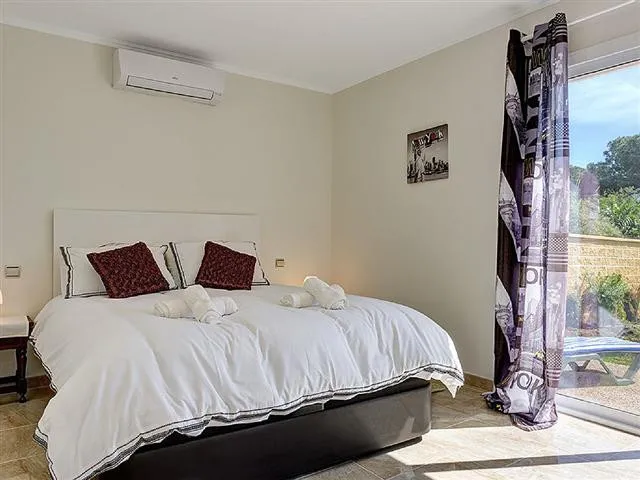 35d29478-d332-4a23-b5a3-31886da5d196