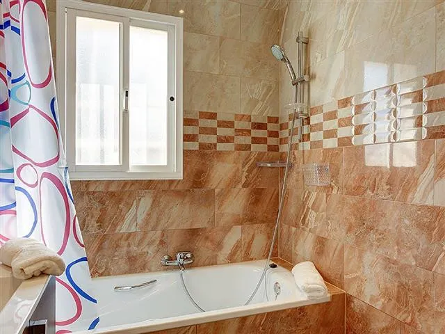 7dfd9891-6b1d-4f3d-b41c-379257f7e4db