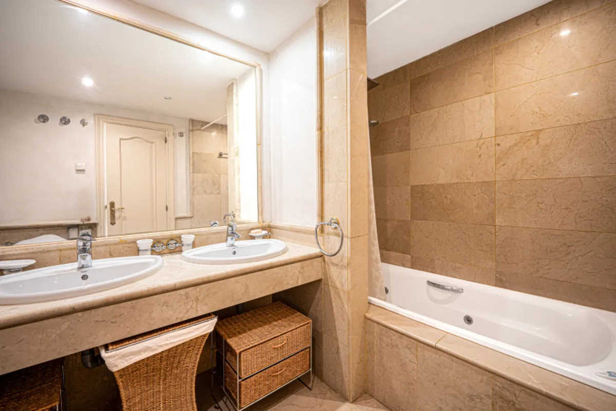 27d783f6-1ac4-437c-a488-d113eeaa780b