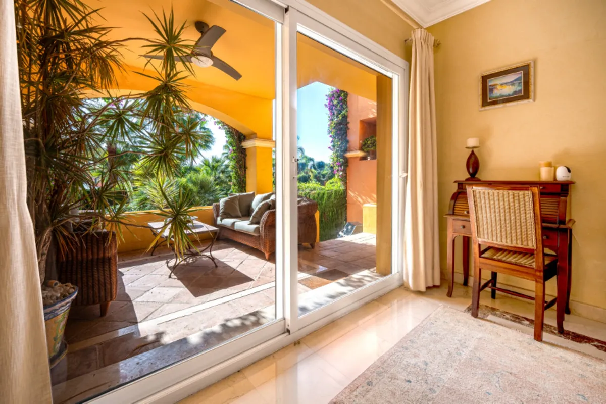 a0111180-c111-421e-8274-d678b5c31565