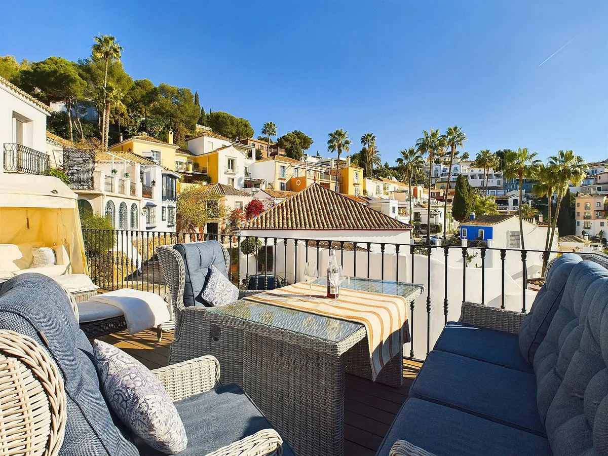 4d553b92-d1d7-4ff0-b948-883466de143c