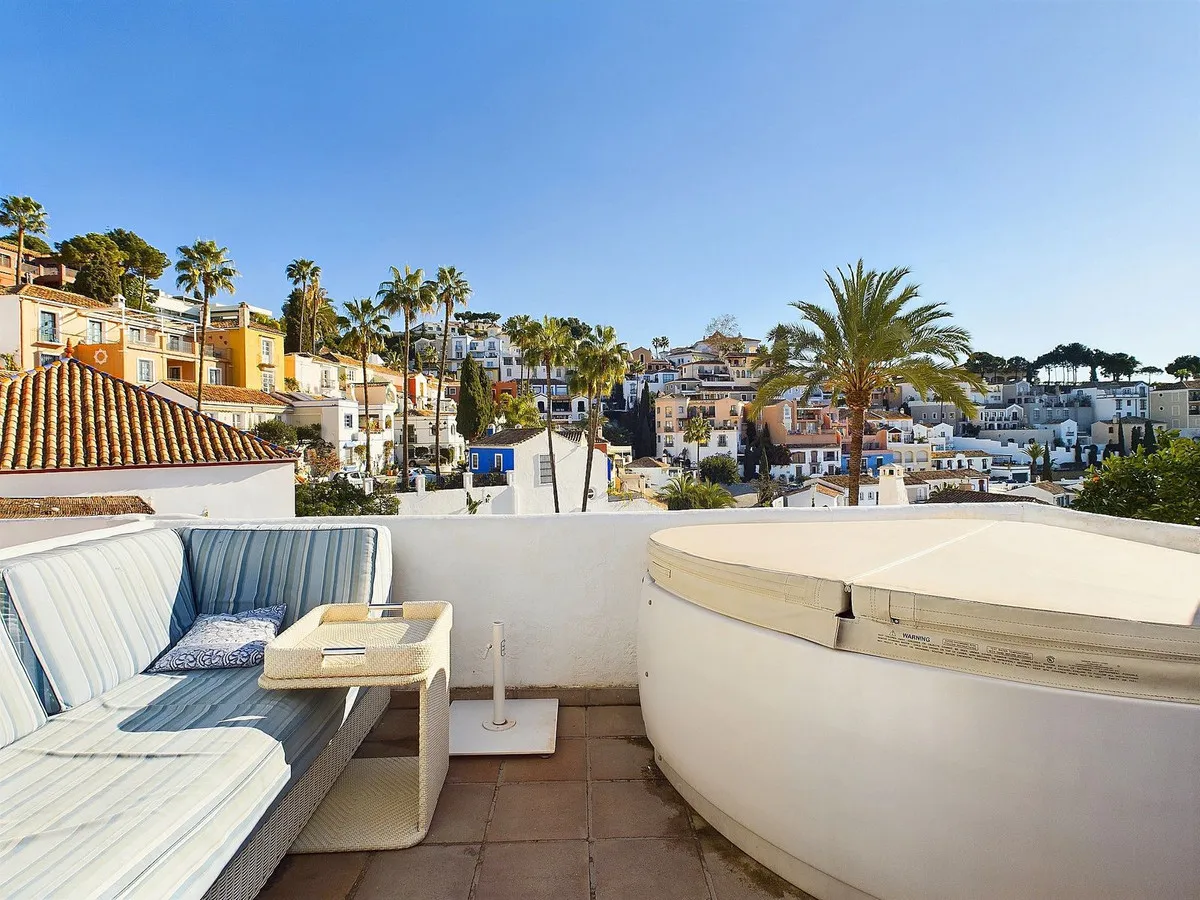 501f54a7-ce46-4674-8070-f6dd25f7f15a