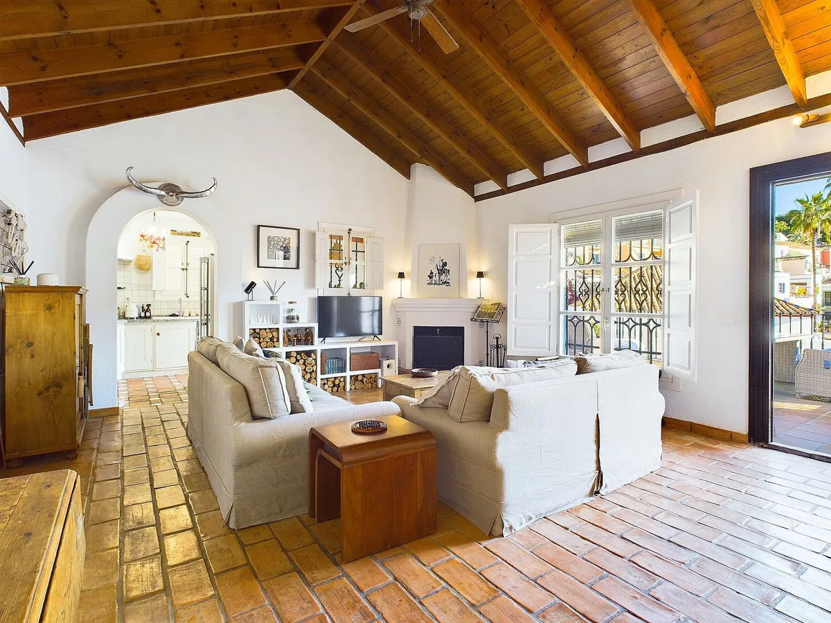 daeb58bd-57a2-4c6a-a4ea-cc98d2ab42f8