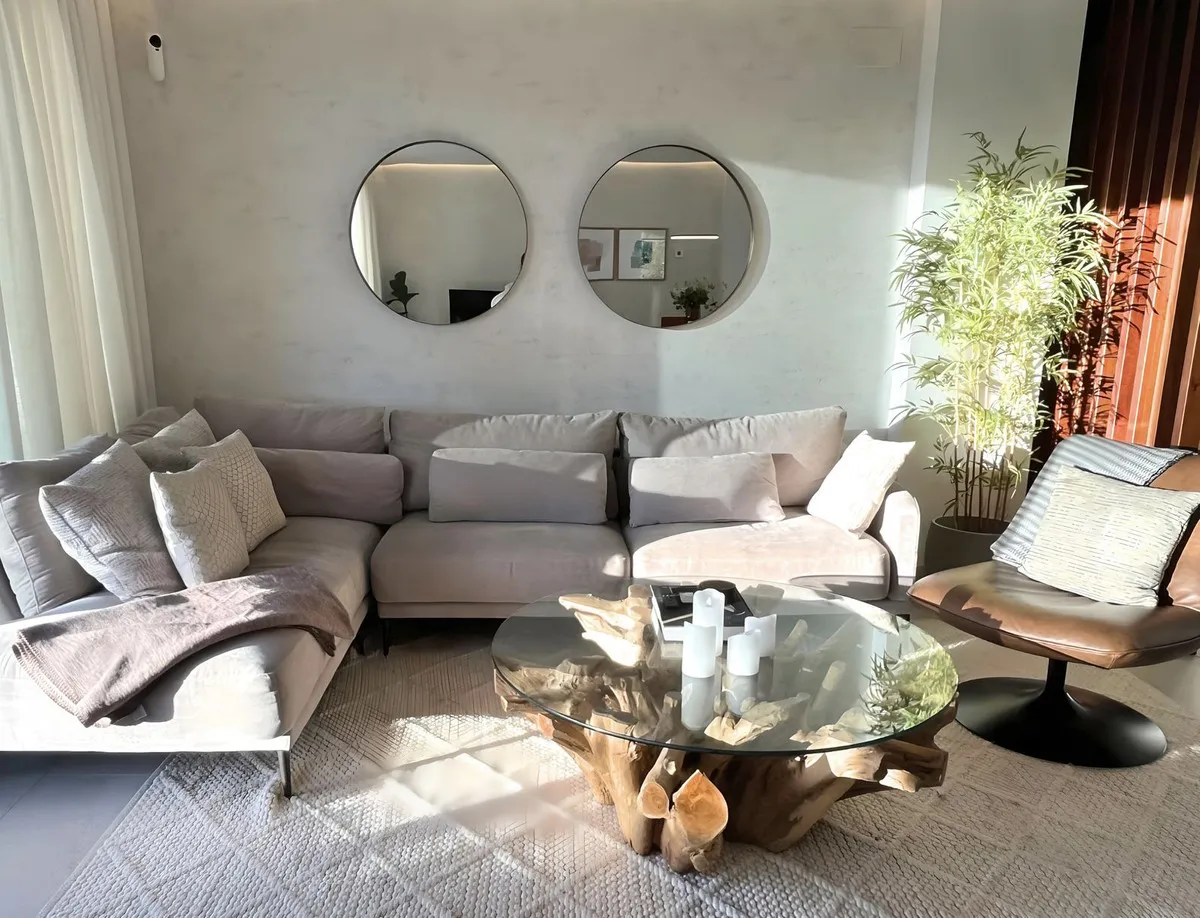 b04ffb61-3a02-4867-8b6b-4c0d69a41caa