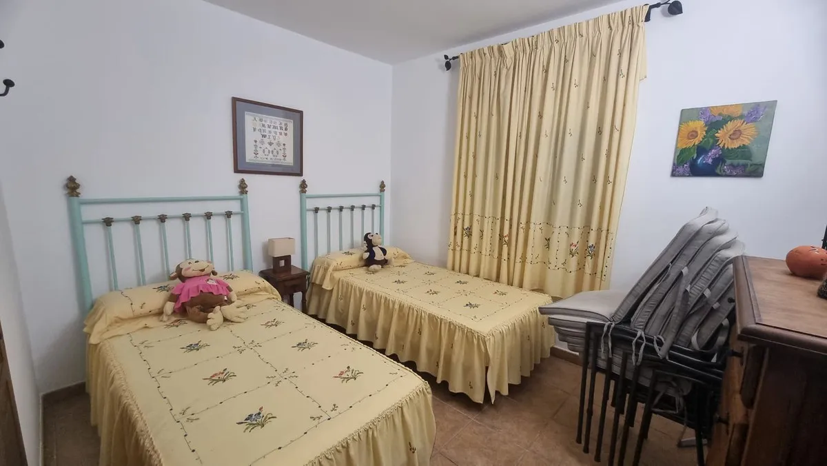 b3d3984c-2189-4ca8-835d-e1ca0420089e