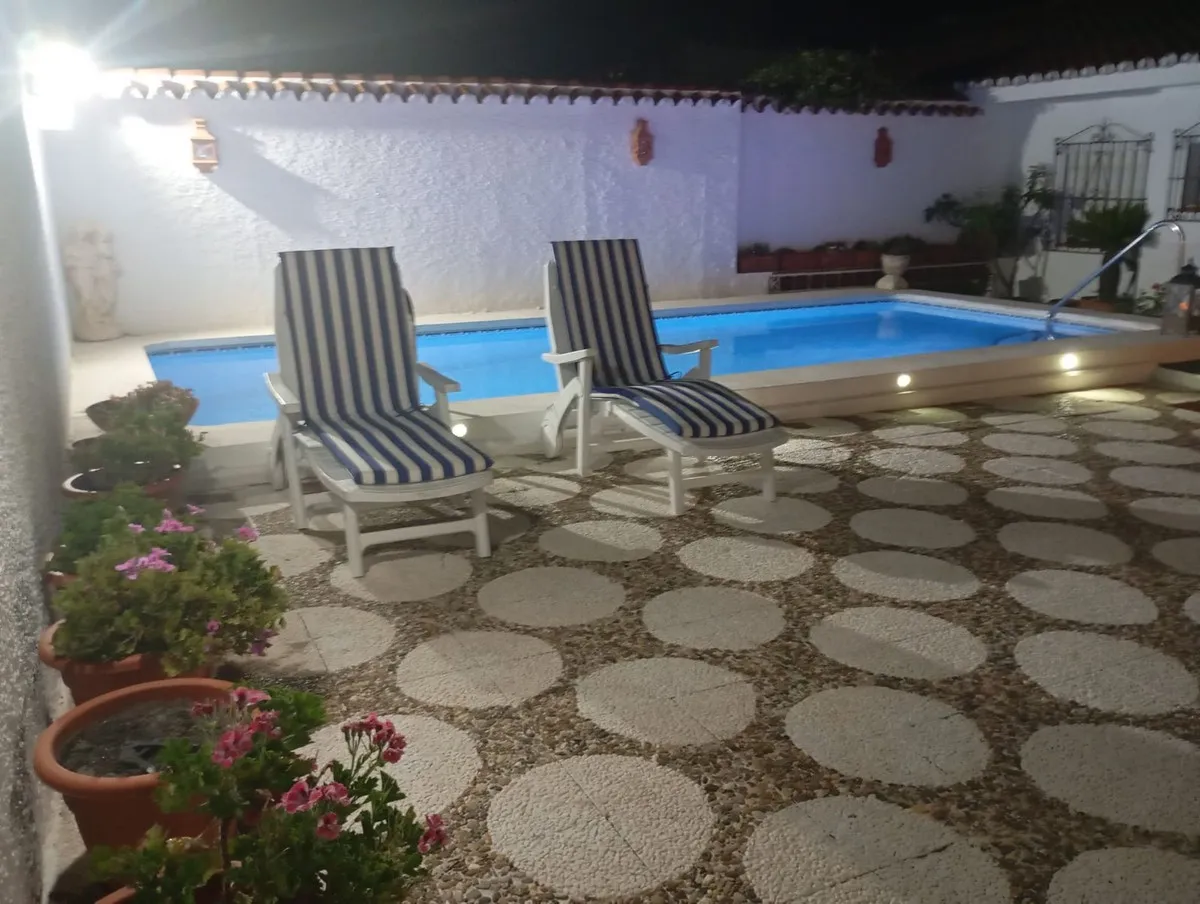 b52e8a76-d94b-4a26-83d8-1a8019ca20de