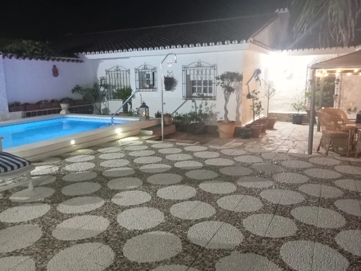 c41766e6-8e3a-4527-8466-e7e00a725a87