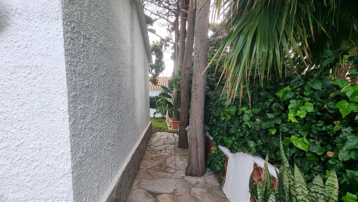 cf86596a-fd7f-4bec-a57d-164ac1364934