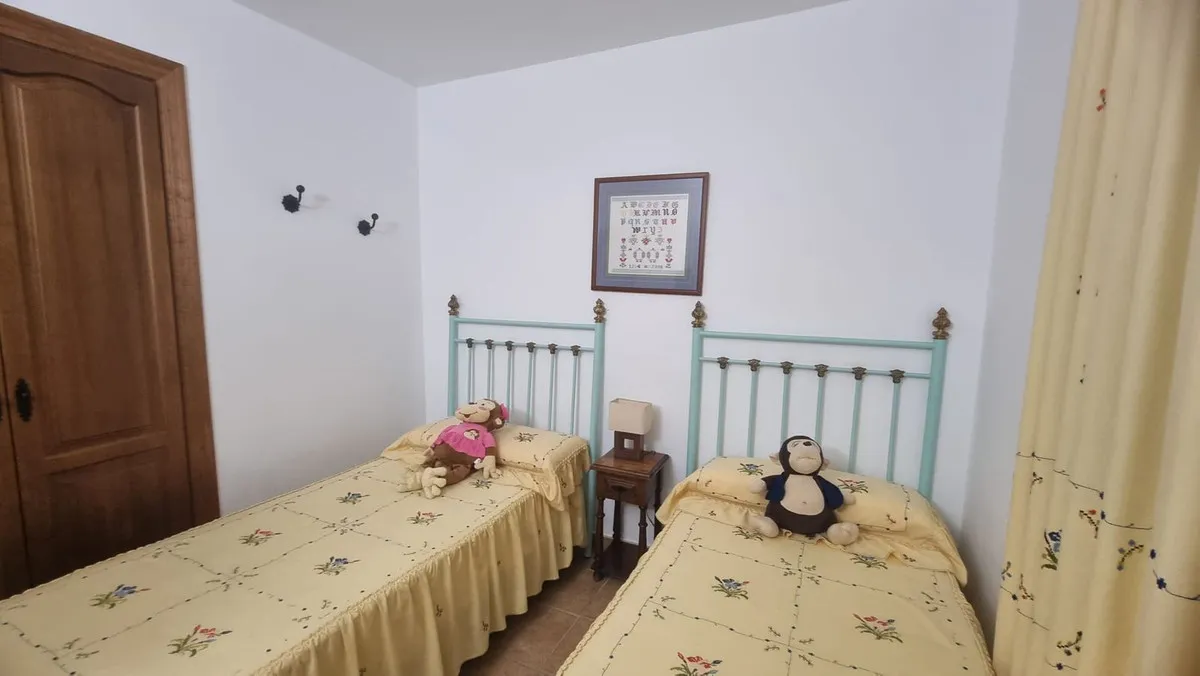 e6005908-ba33-4584-98e5-2f1097ad90e9