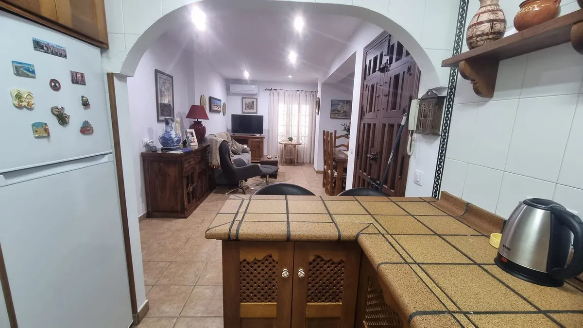 ed9f2ed4-5bb7-420d-88c1-6aaae3101788