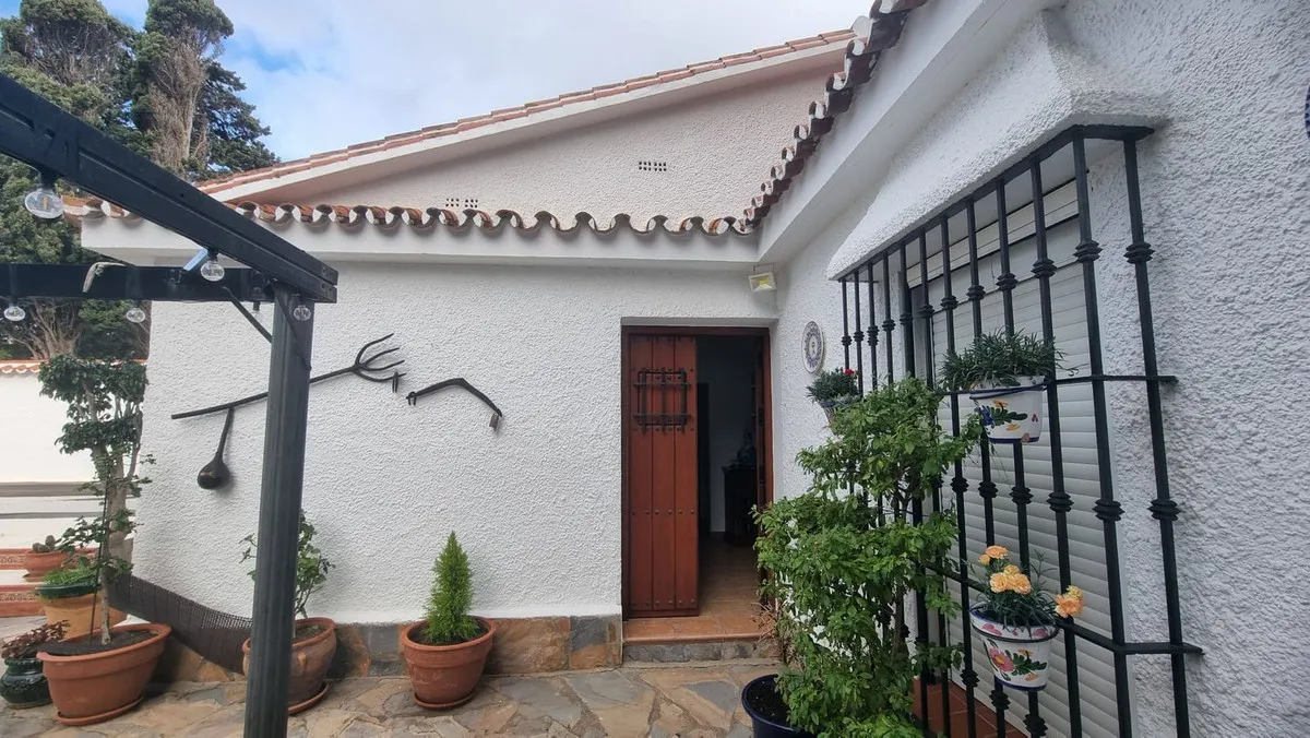 f5c22a7d-39df-413c-be01-3ecf83fa0216