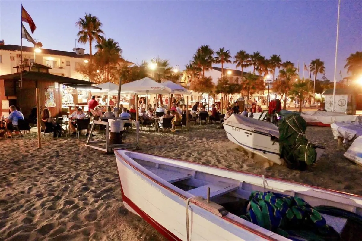 090232e9-8271-4f50-8b04-45e038b40a3b